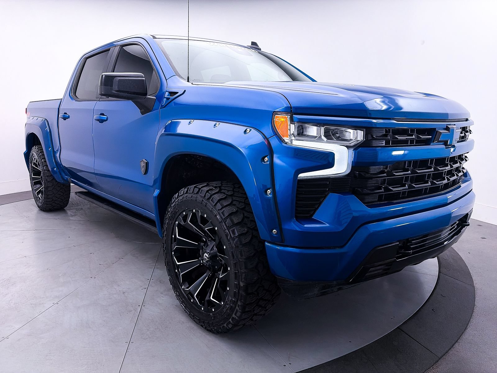 Used 2022 Chevrolet Silverado 1500 RST w/ Convenience Package II AWD/4WD image 1