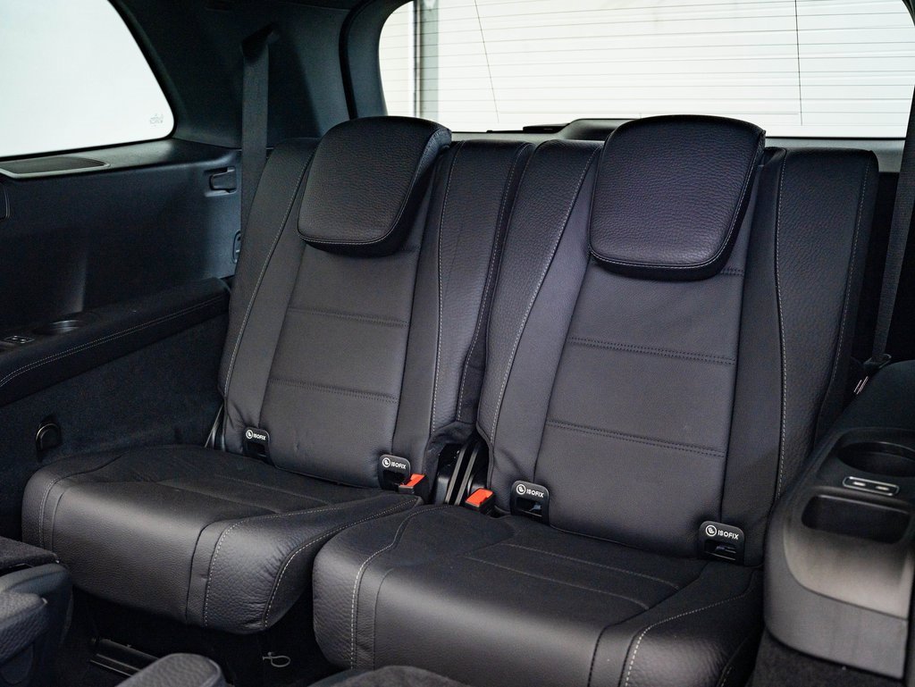 Certified 2025 Mercedes-Benz GLS 450 4MATIC image 36