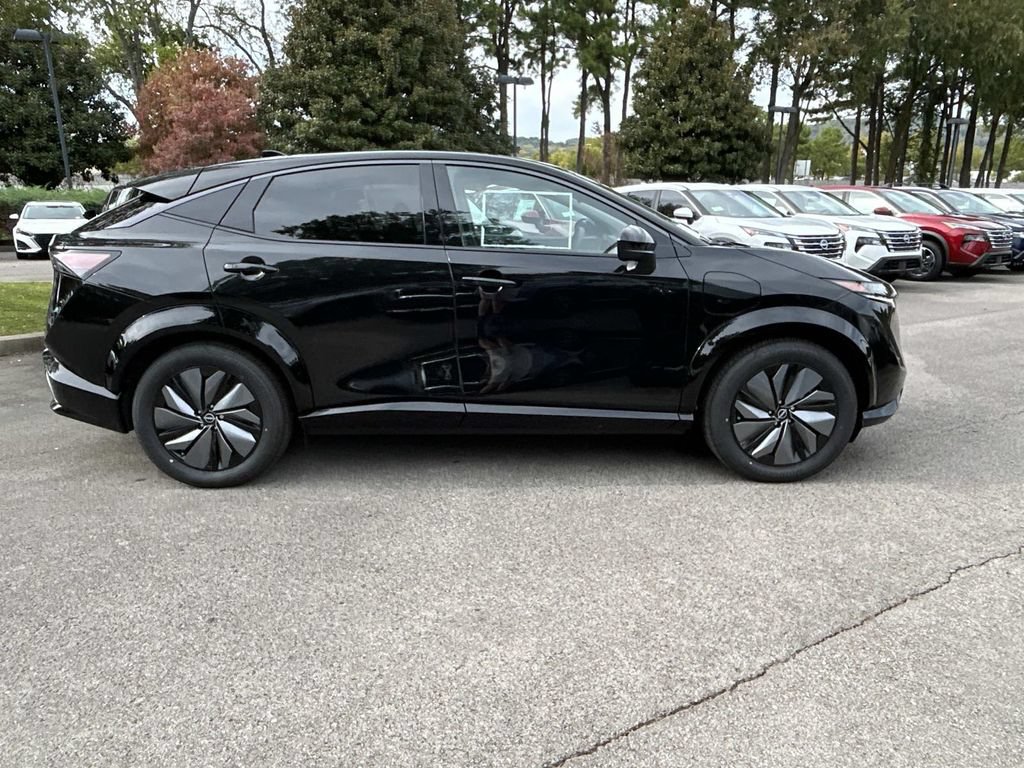 New 2025 Nissan Ariya AWD image 8