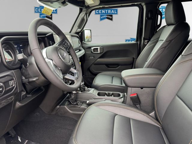 New 2025 Jeep Wrangler Sahara image 10