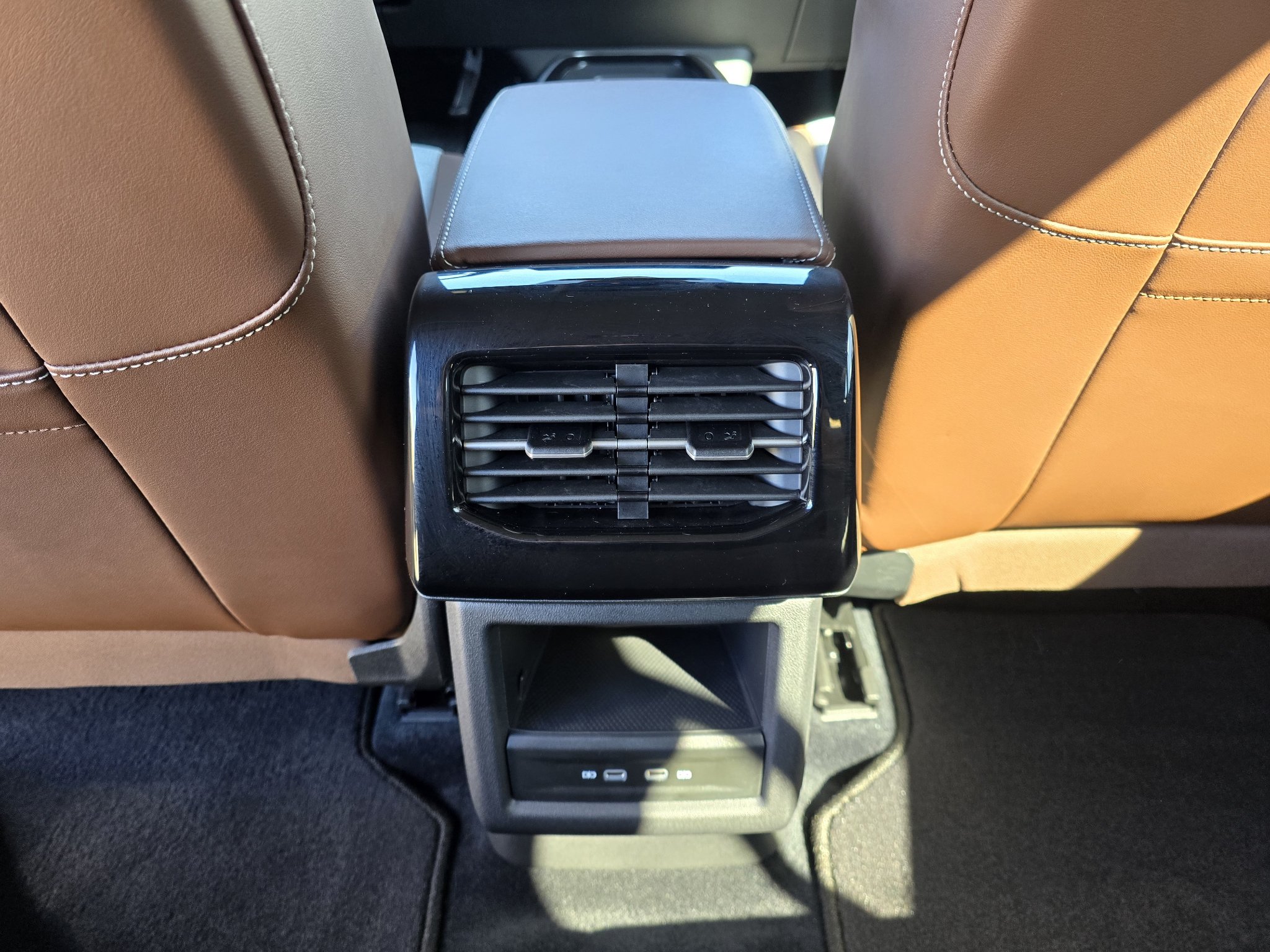 Used 2023 Volkswagen ID.4 2WD image 27