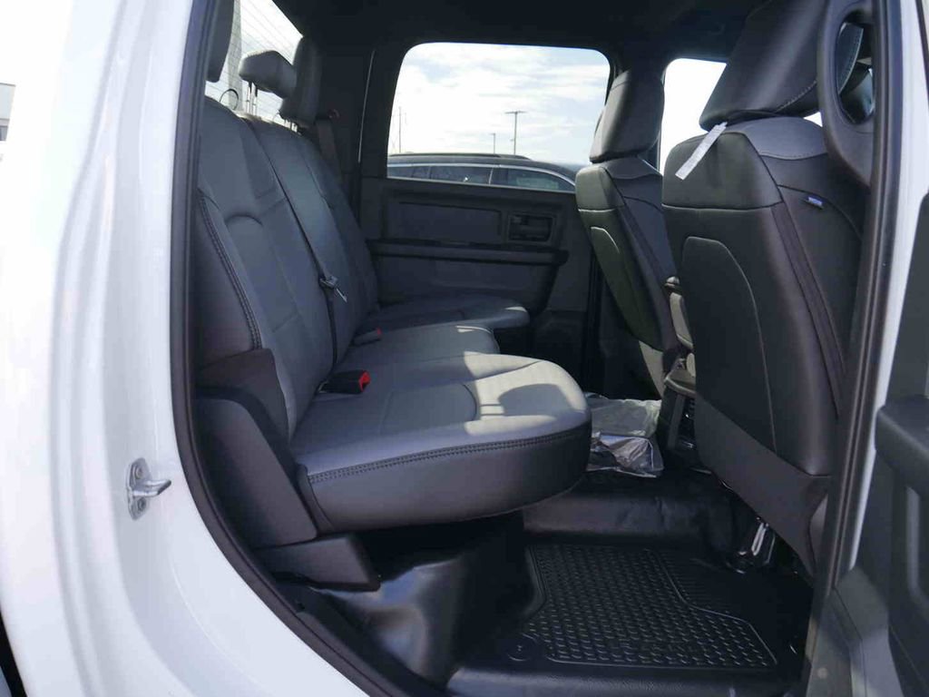 New 2026 RAM 3500 Tradesman w/ Chrome Appearance Group A AWD/4WD image 24