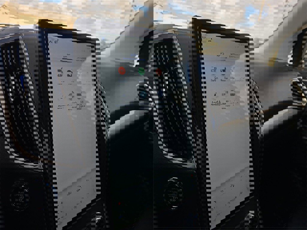 Used 2023 Ford Edge SEL image 20