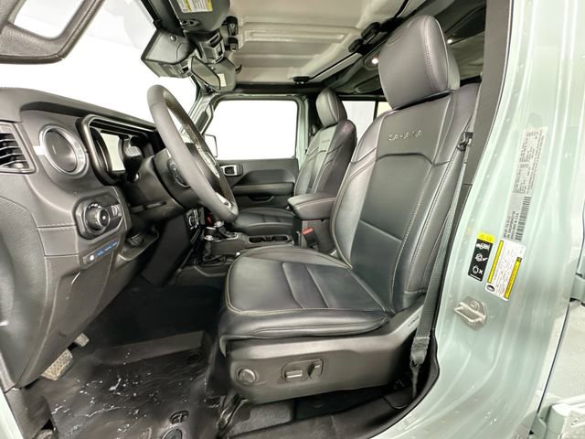 Used 2024 Jeep Wrangler Unlimited Sahara AWD/4WD image 18