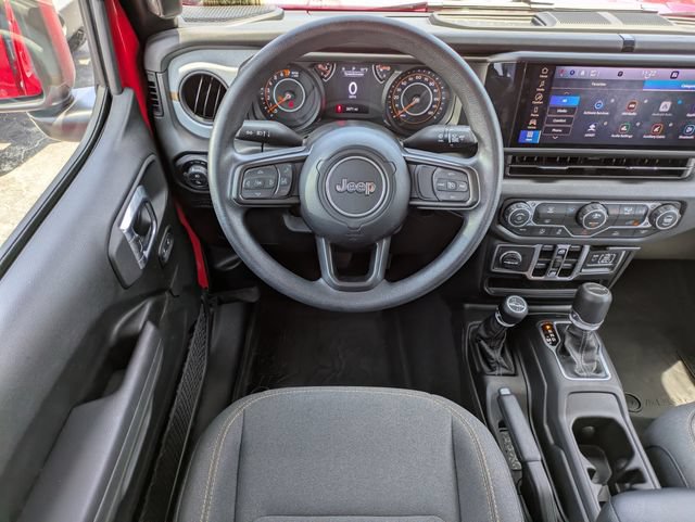 Certified 2026 Jeep Gladiator Sport AWD/4WD image 11