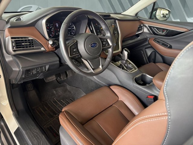 Used 2021 Subaru Outback Touring AWD/4WD image 10