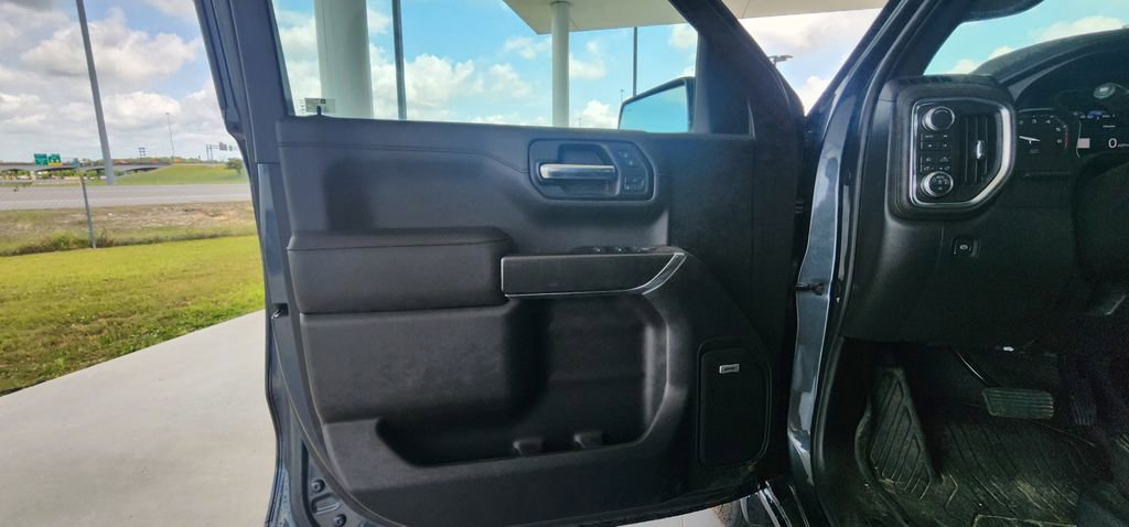 Used 2019 GMC Sierra 1500 AT4 w/ Technology Package AWD/4WD image 14