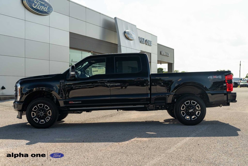Used 2025 Ford F250 Platinum image 10