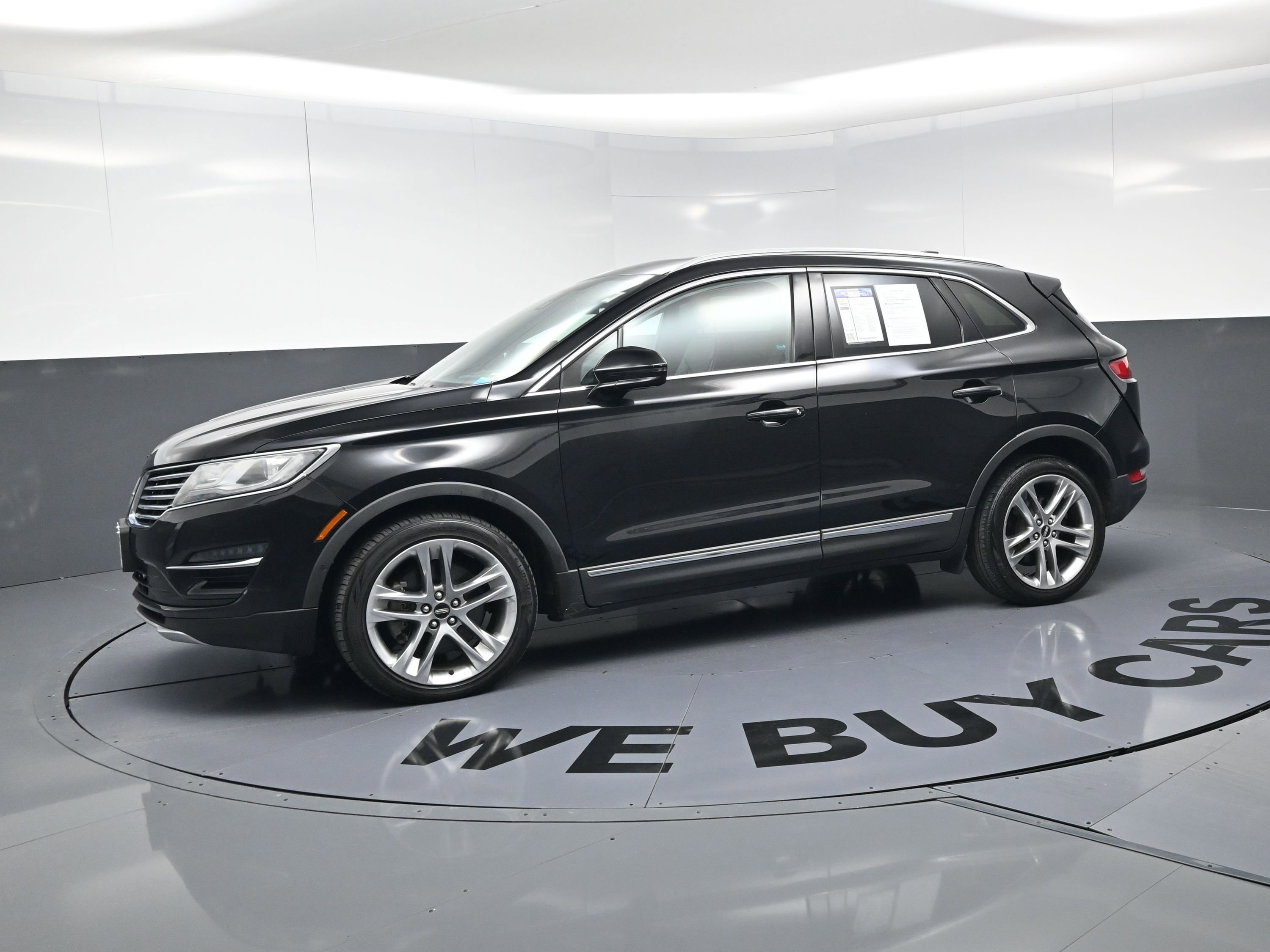 Used 2017 Lincoln MKC Reserve image 6