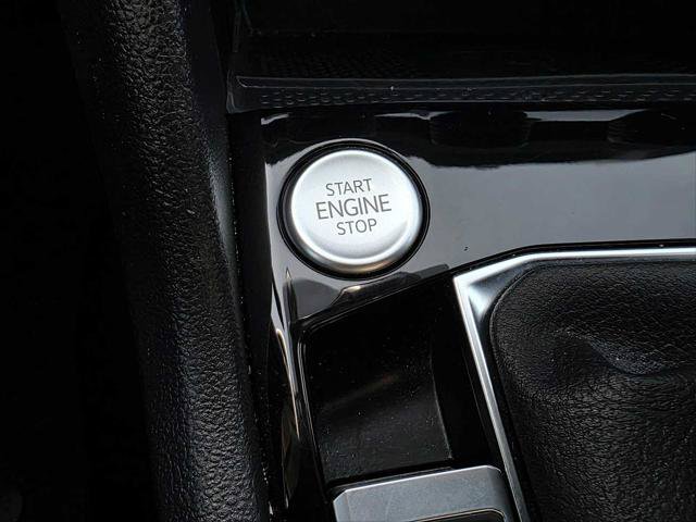Used 2024 Volkswagen Taos SE AWD/4WD image 33
