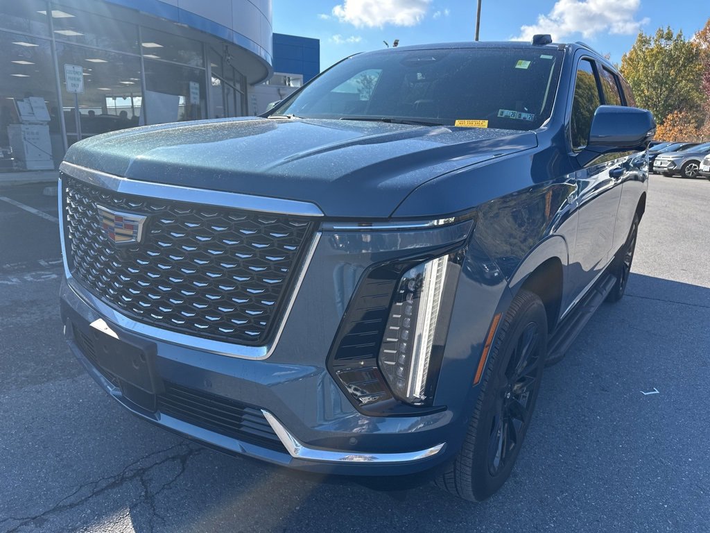 Used 2025 Cadillac Escalade Luxury