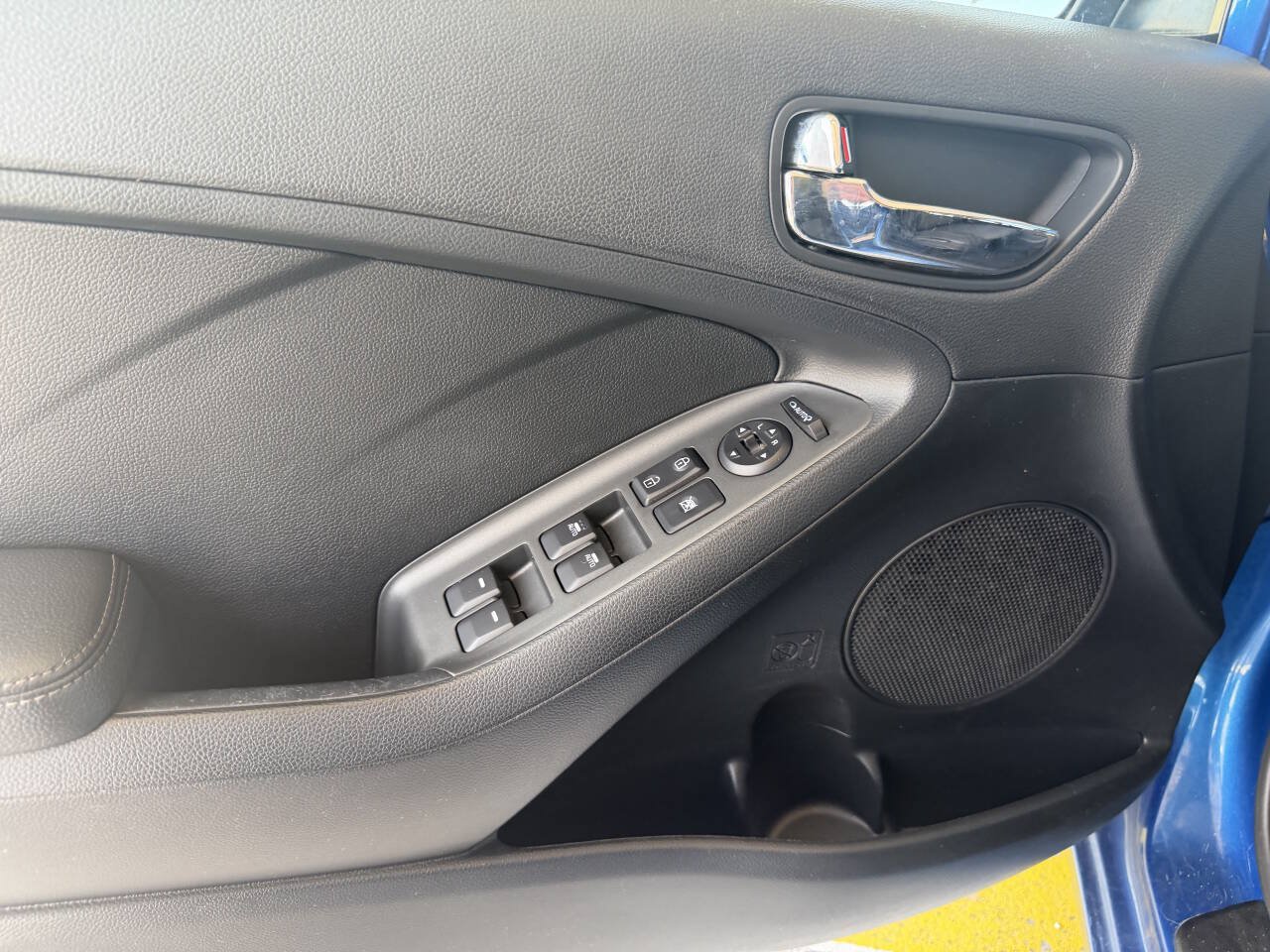 Used 2015 Kia Forte EX FWD image 10
