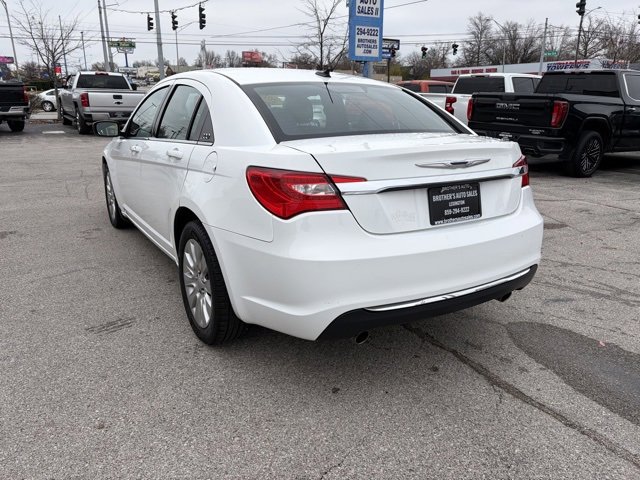 Used 2014 Chrysler 200 LX image 5