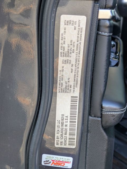 Certified 2022 Jeep Grand Cherokee L Overland AWD/4WD image 36