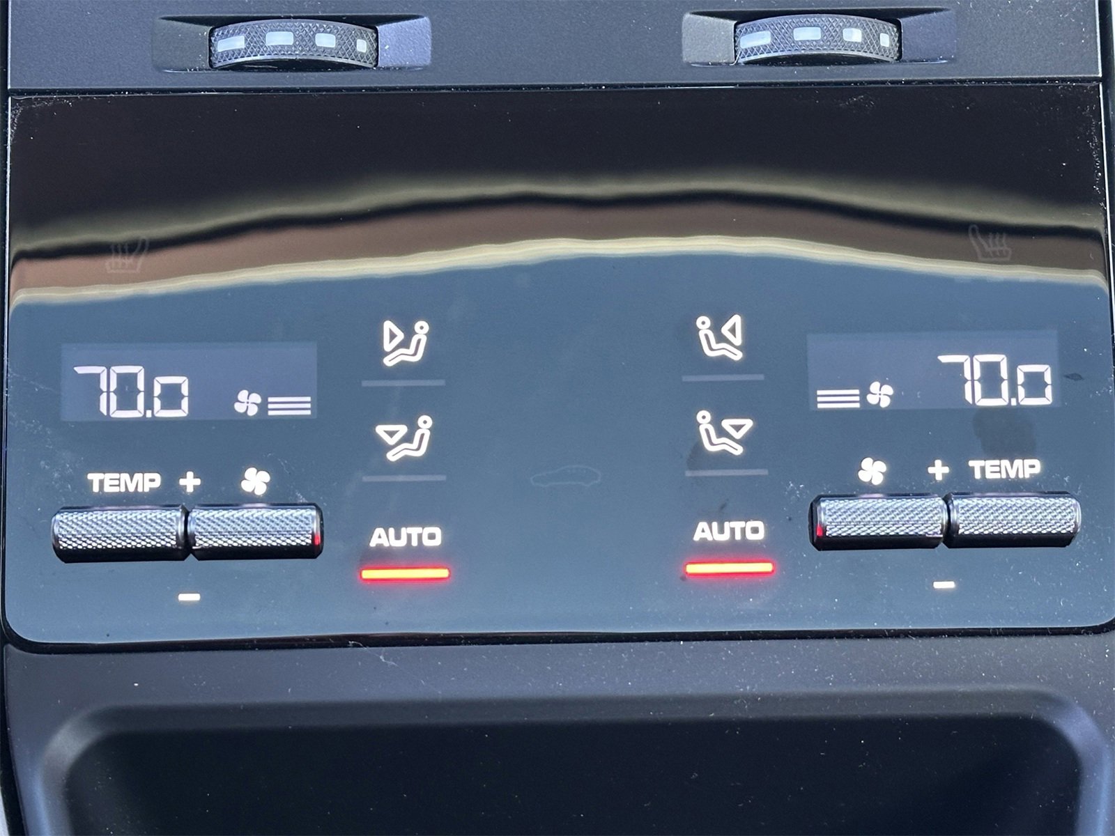 Certified 2023 Porsche Panamera 4 Platinum Edition image 17