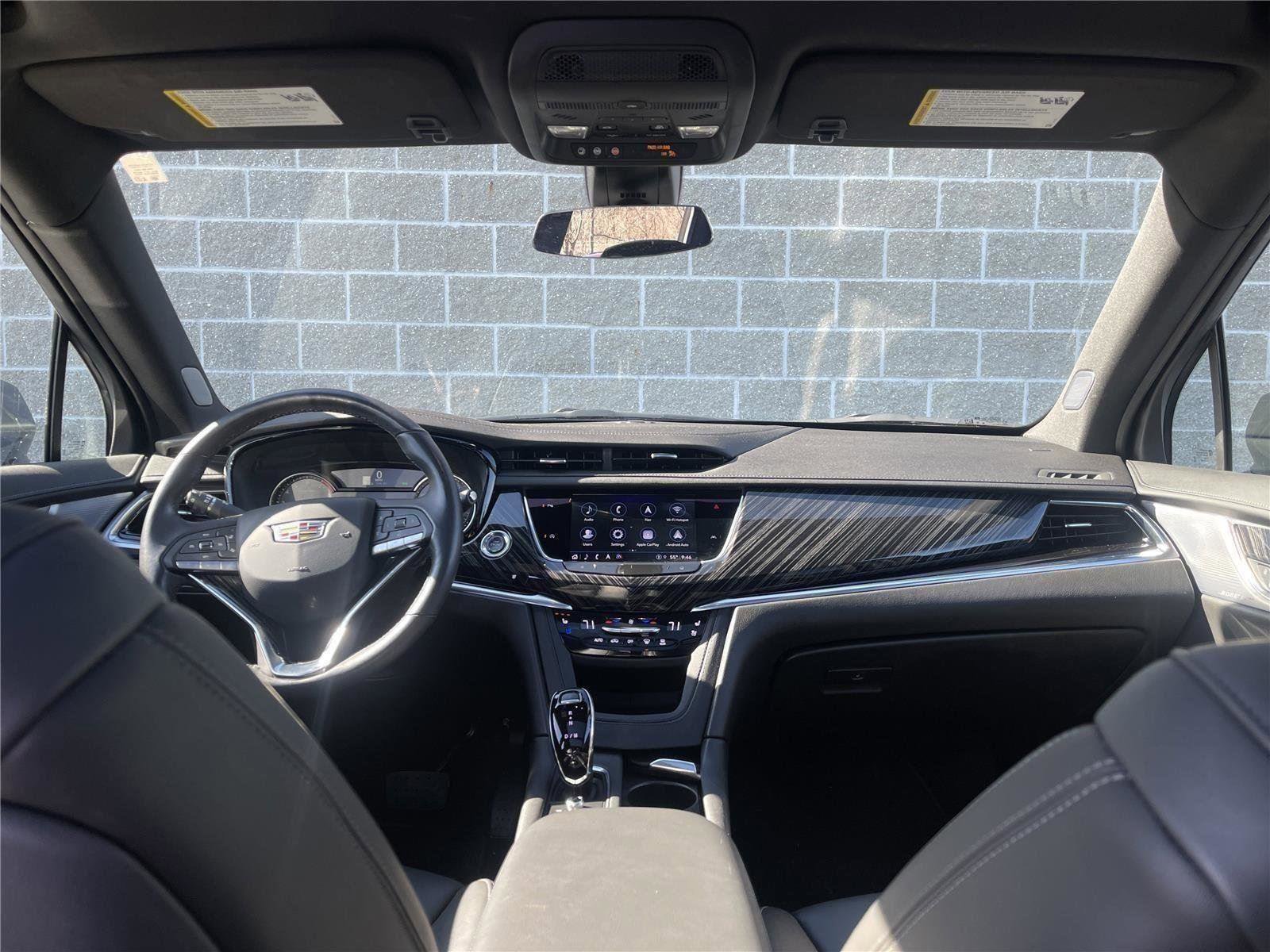 Certified 2025 Cadillac XT6 Premium Luxury AWD/4WD image 26