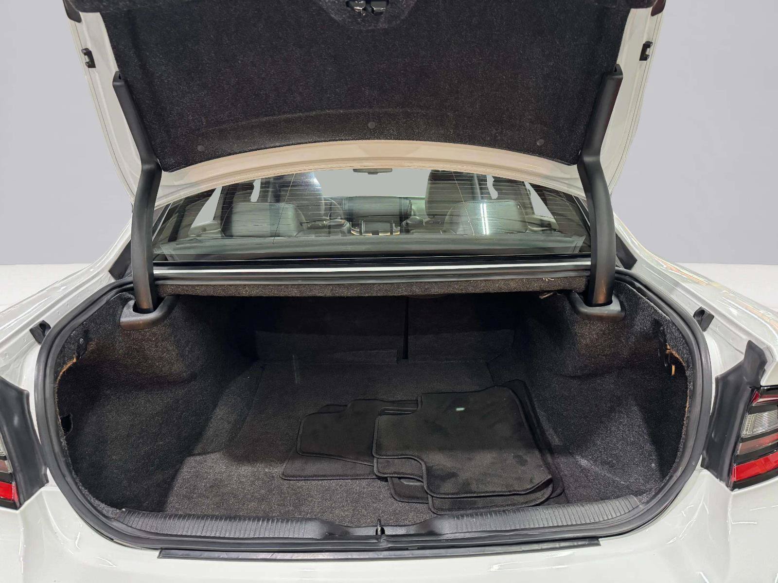 Used 2017 Dodge Charger SXT w/ AWD Plus Group image 51