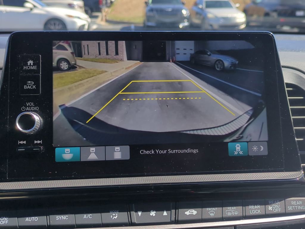 Used 2025 Honda Odyssey Sport-L image 17