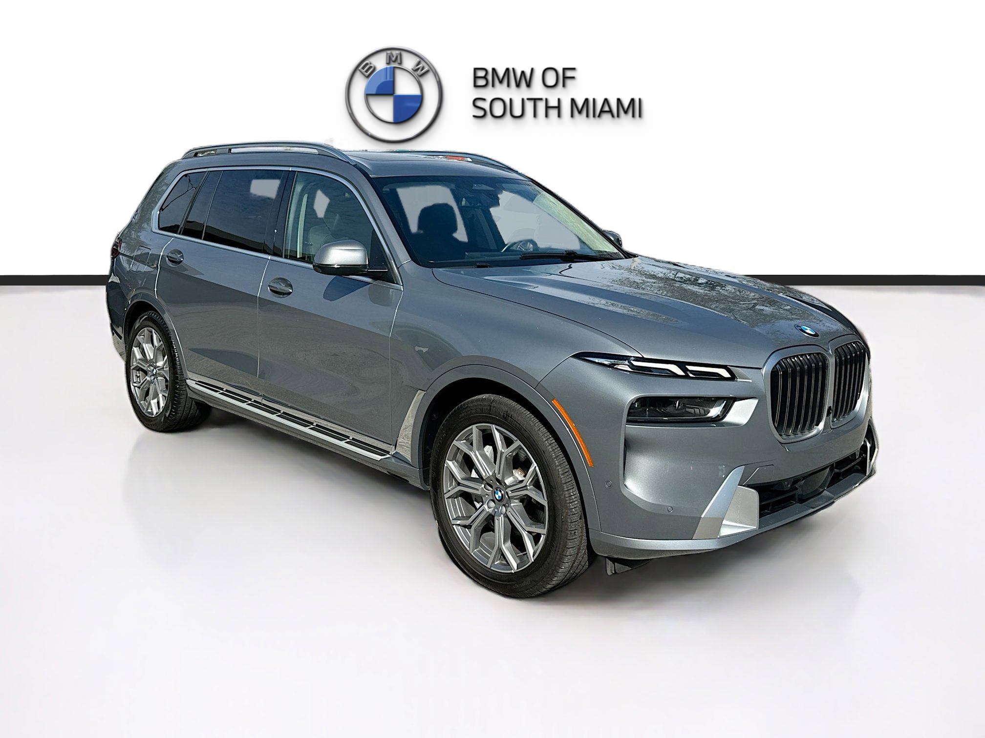 Used 2024 BMW X7 xDrive40i image 1