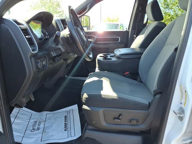 Used 2024 RAM 3500 Big Horn AWD/4WD image 20