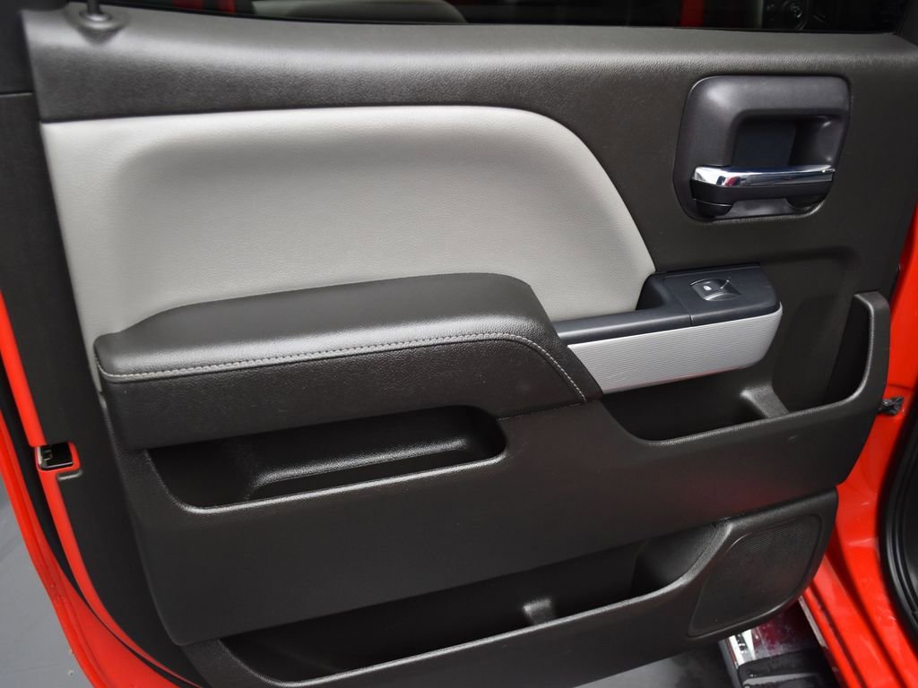 Used 2018 Chevrolet Silverado 1500 LT w/ All Star Edition AWD/4WD image 19