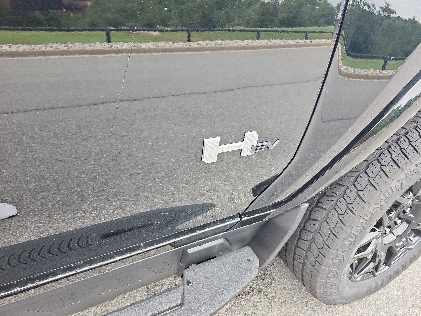 New 2026 GMC Hummer EV SUV image 6