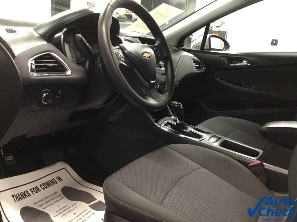 Used 2019 Chevrolet Cruze LS w/ LS Fleet Convenience Package image 22