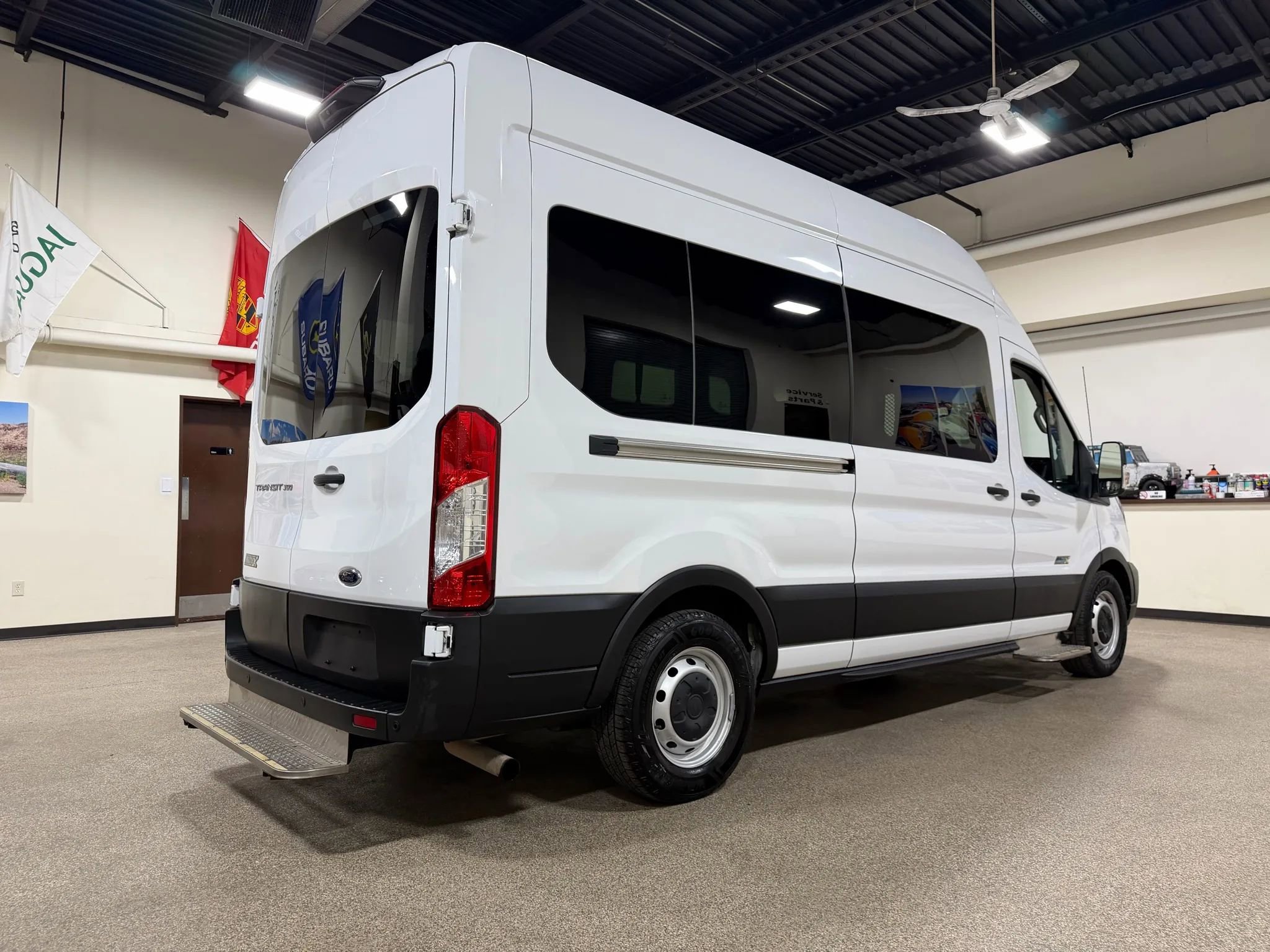 Used 2021 Ford Transit 350 XL RWD image 6