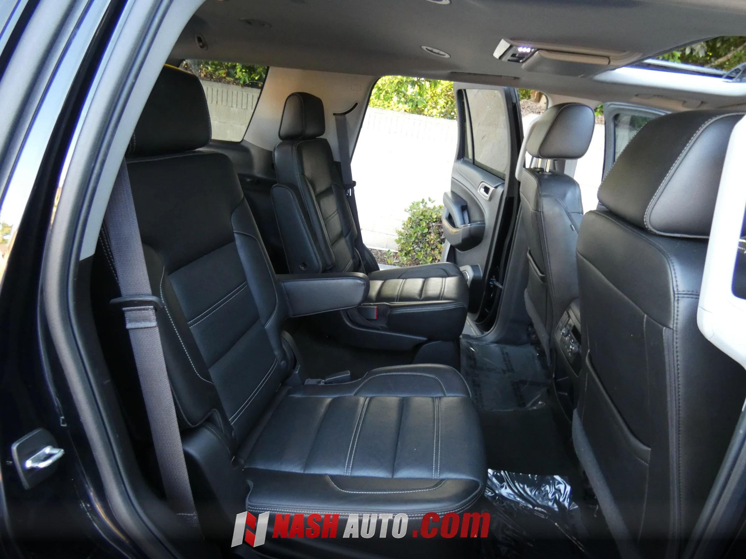 Used 2017 GMC Yukon Denali w/ Open Road Package RWD image 32