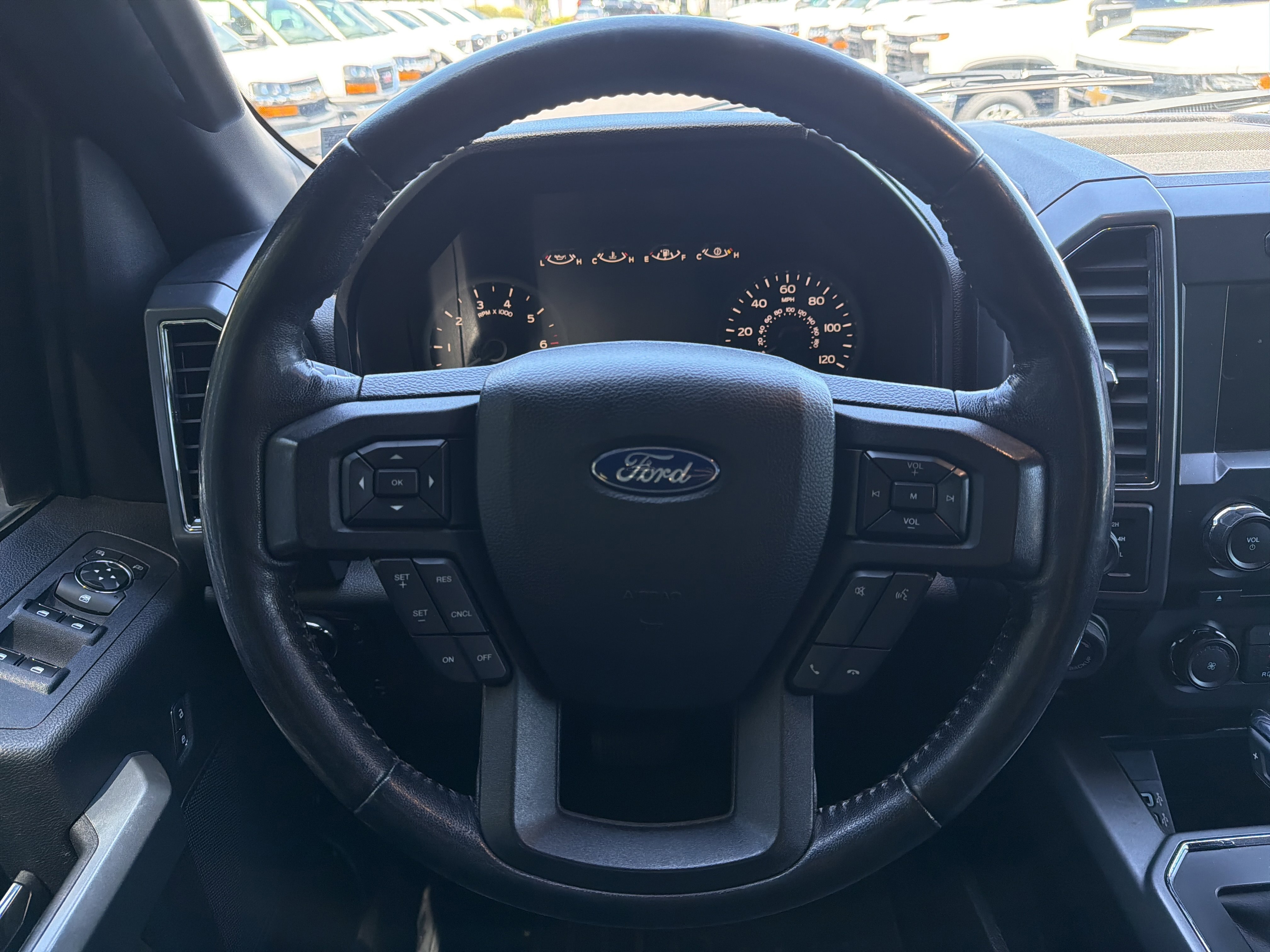 Used 2018 Ford F150 XLT w/ Equipment Group 302A Luxury AWD/4WD image 18