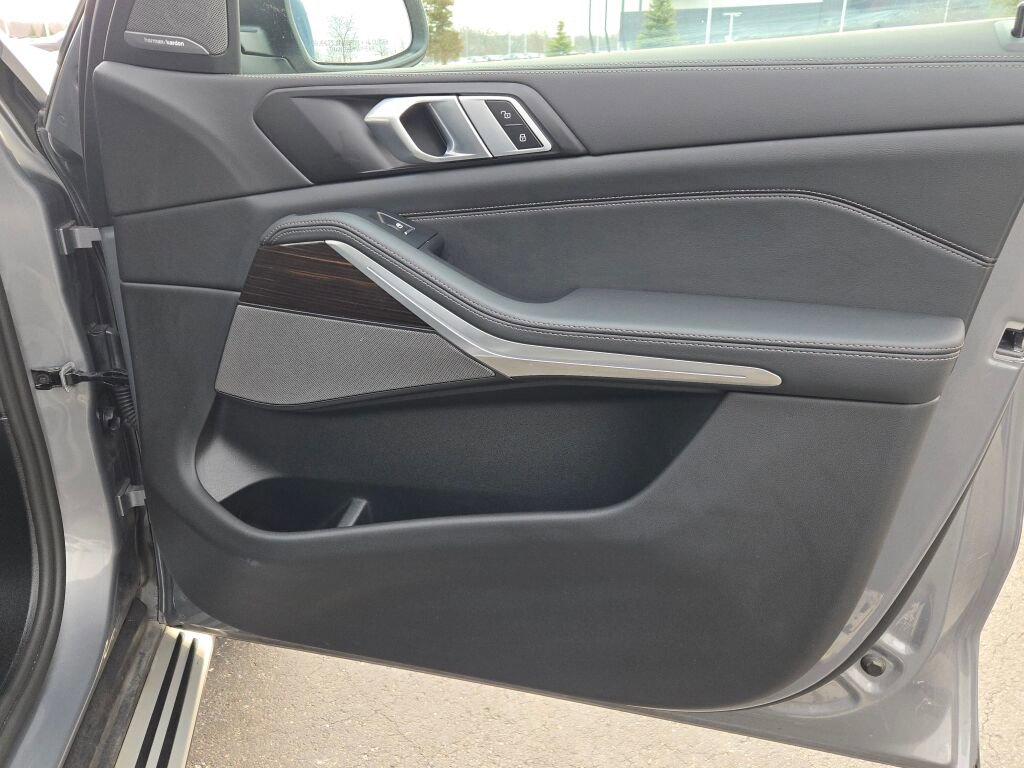 Used 2026 BMW X5 xDrive40i image 7