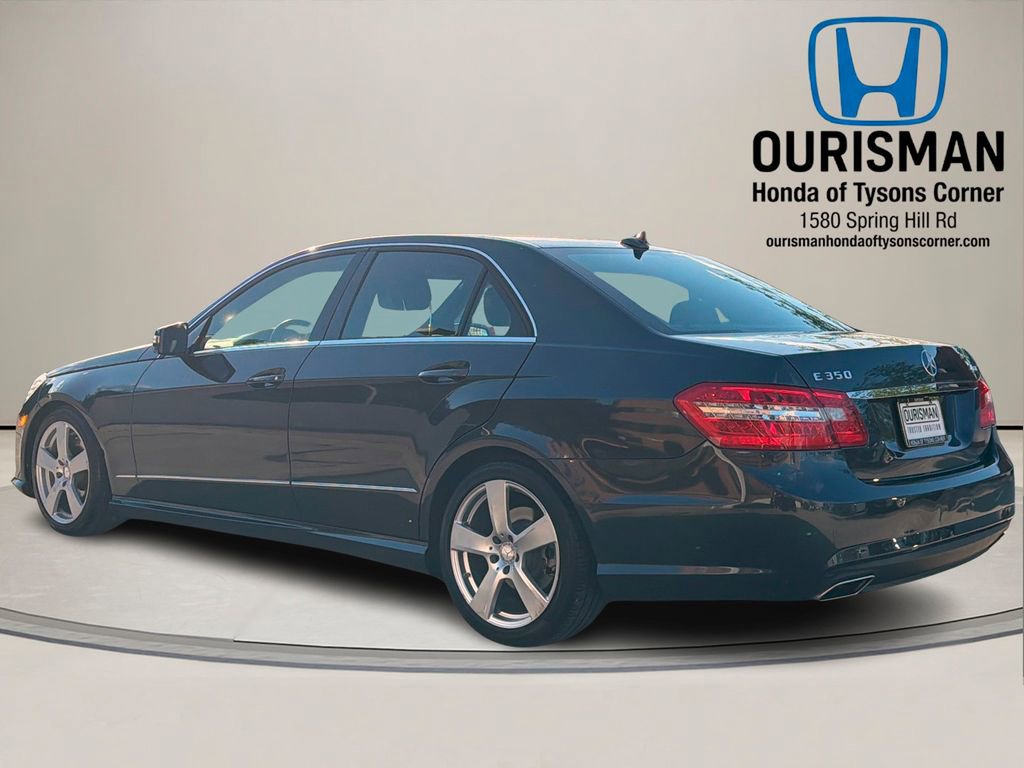 Used 2011 Mercedes-Benz E 350 4MATIC Sedan image 3