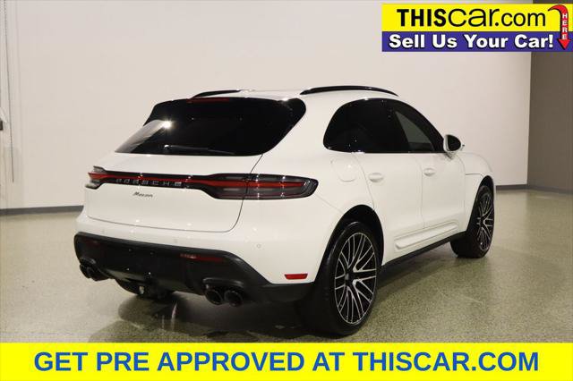 Used 2025 Porsche Macan Turbo AWD/4WD image 7