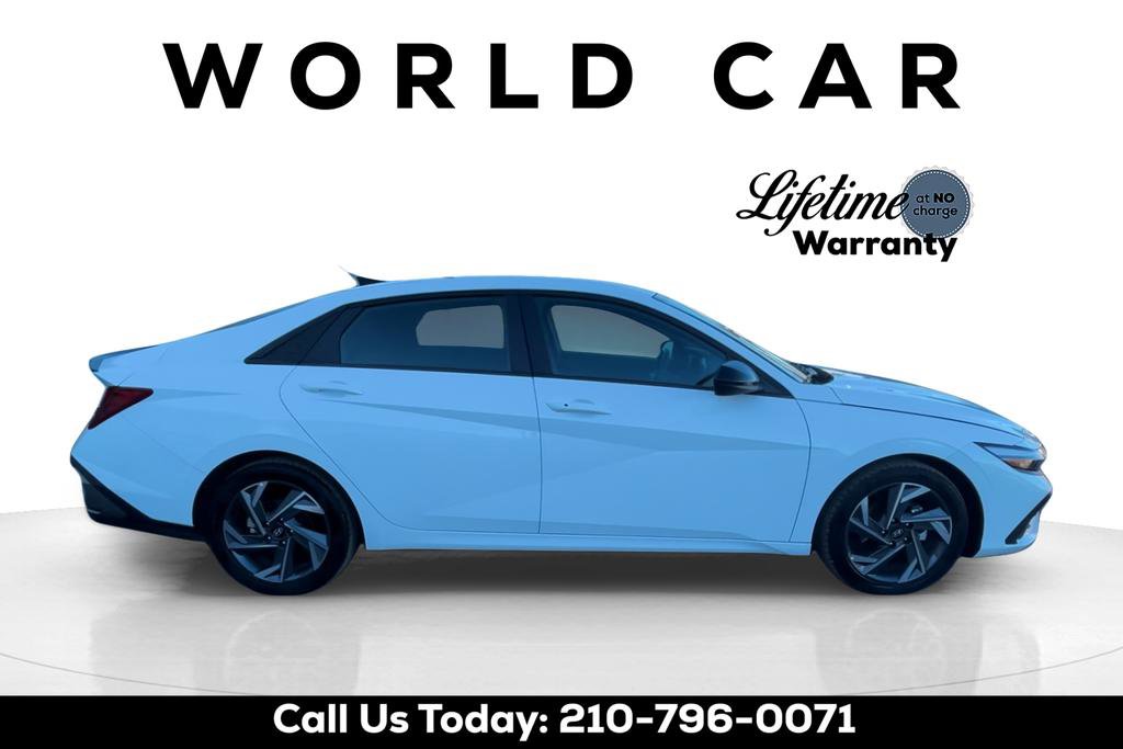 Certified 2025 Hyundai Elantra Sport image 2