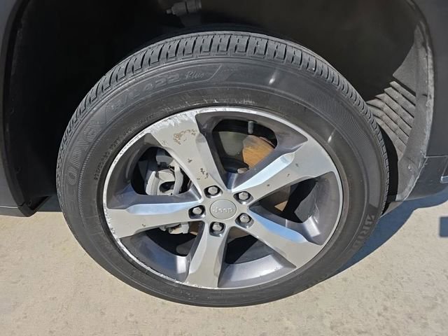 Used 2022 Jeep Grand Cherokee L Limited image 12