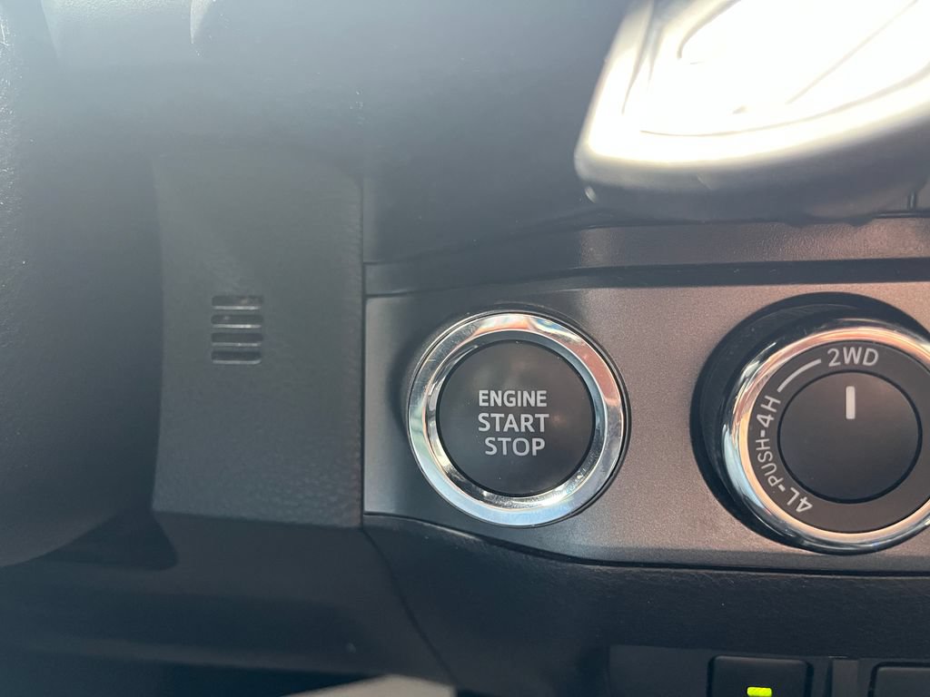 Used 2023 Toyota Tacoma TRD Sport w/ Advanced Technology Package AWD/4WD image 19