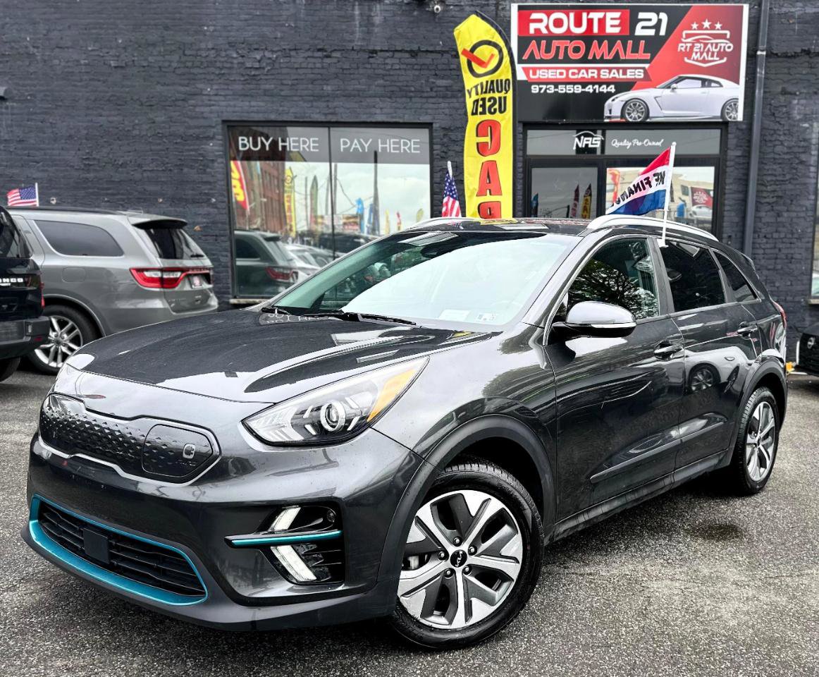 Used 2022 Kia Niro EX w/ Cold Weather Package FWD image 7