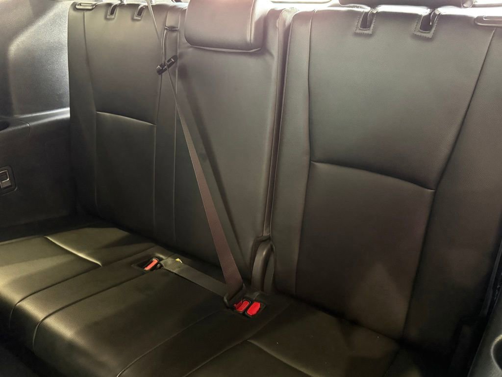 Used 2024 Toyota Highlander XLE image 36