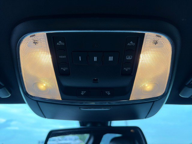 Used 2017 Chrysler 300 S w/ 300S Premium Group AWD/4WD image 19