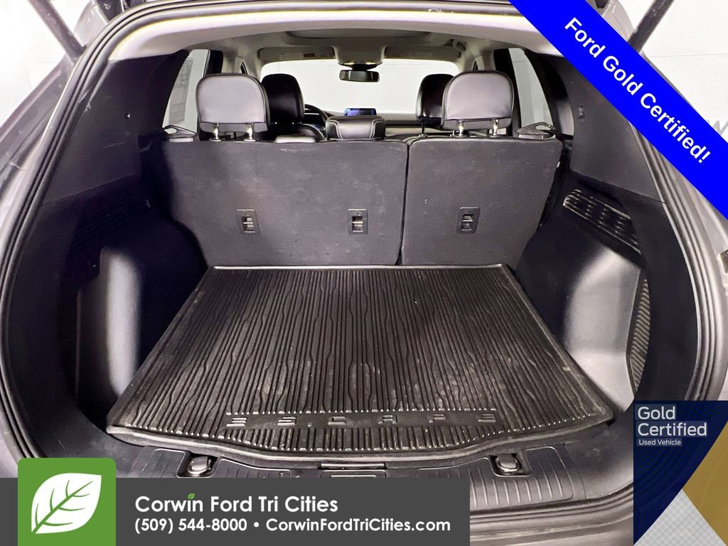 Used 2022 Ford Escape Titanium w/ Class II Trailer Tow Package image 14