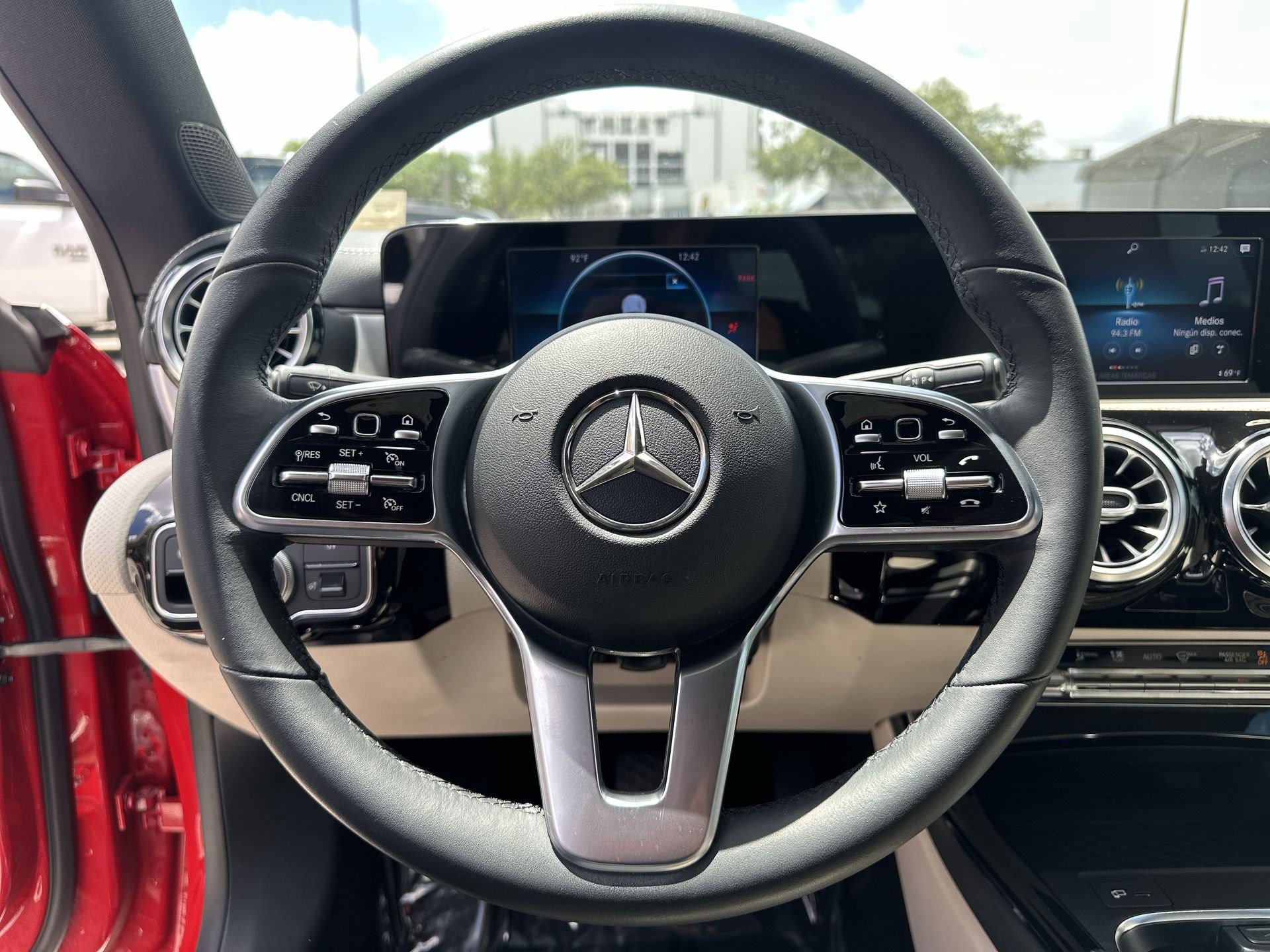 Used 2020 Mercedes-Benz CLA 250 image 11