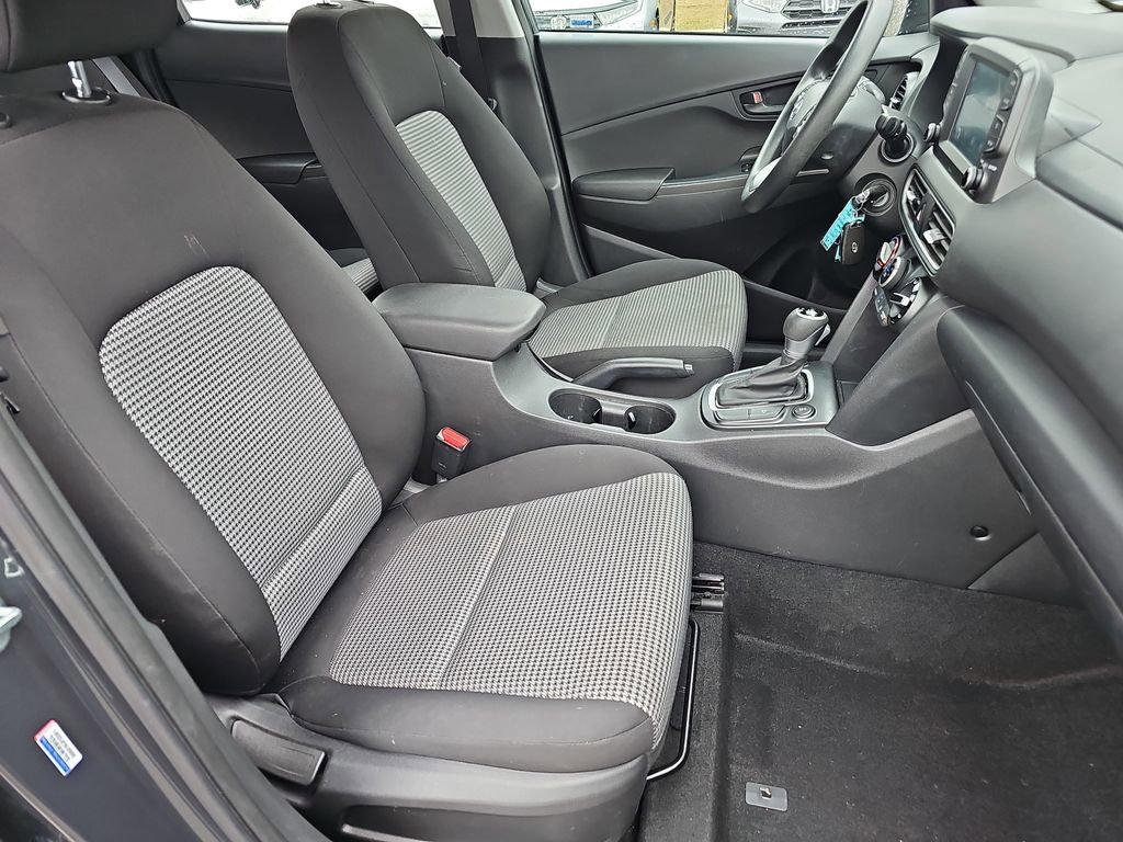 Used 2020 Hyundai Kona SE image 11