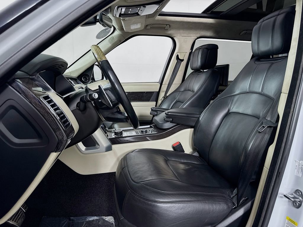 Used 2018 Land Rover Range Rover Long Wheelbase Autobiography image 27