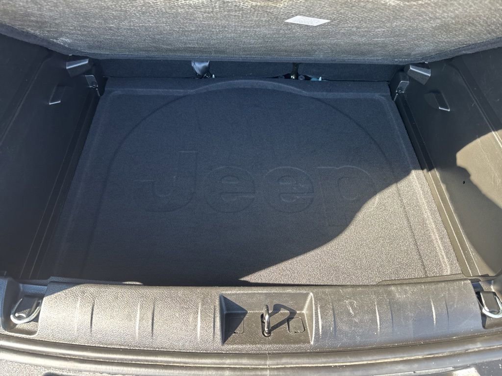 Used 2021 Jeep Renegade Limited image 14