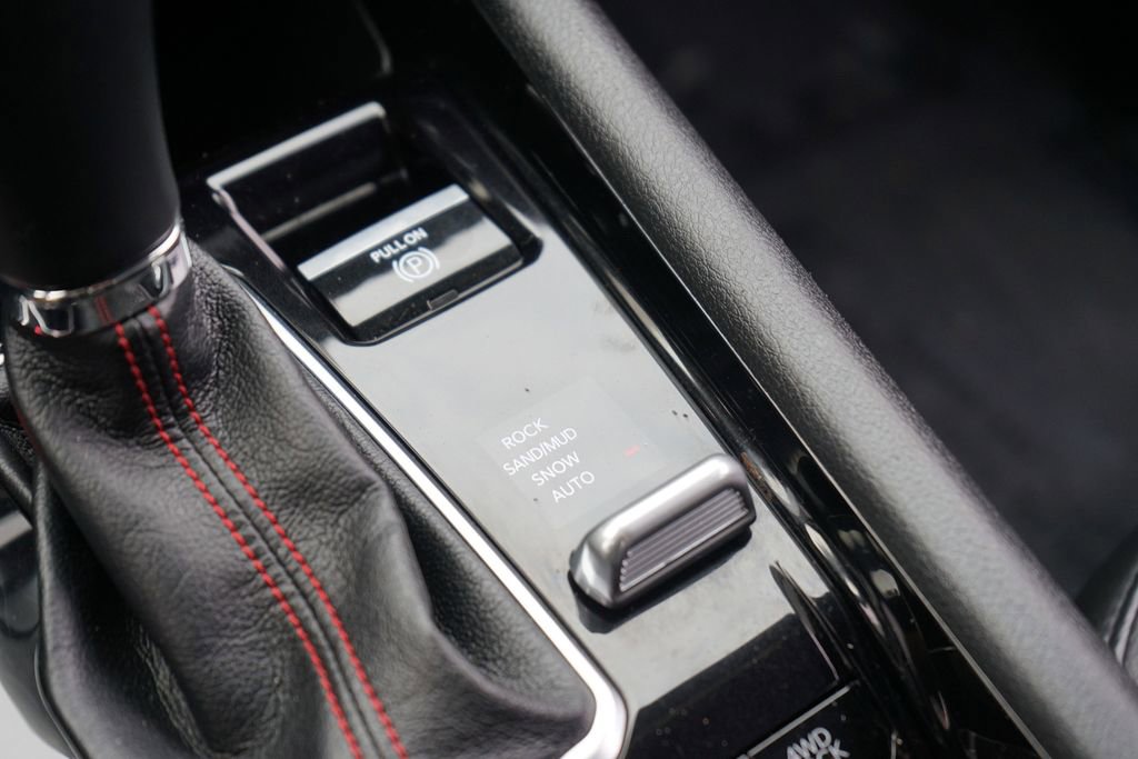 Used 2023 Jeep Compass Trailhawk AWD/4WD image 22