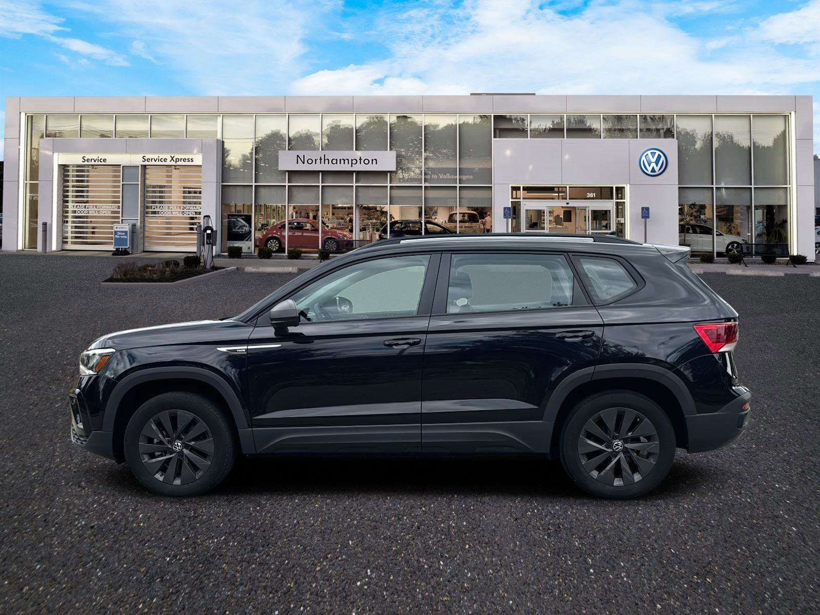 Used 2022 Volkswagen Taos S image 3