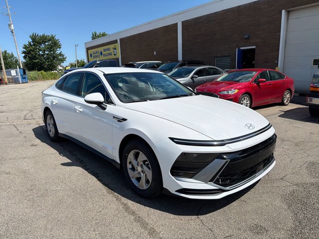 New 2026 Hyundai Sonata SE FWD image 11