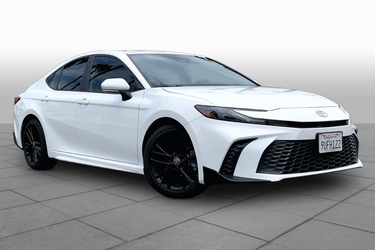Certified 2025 Toyota Camry SE w/ Convenience Package FWD image 2