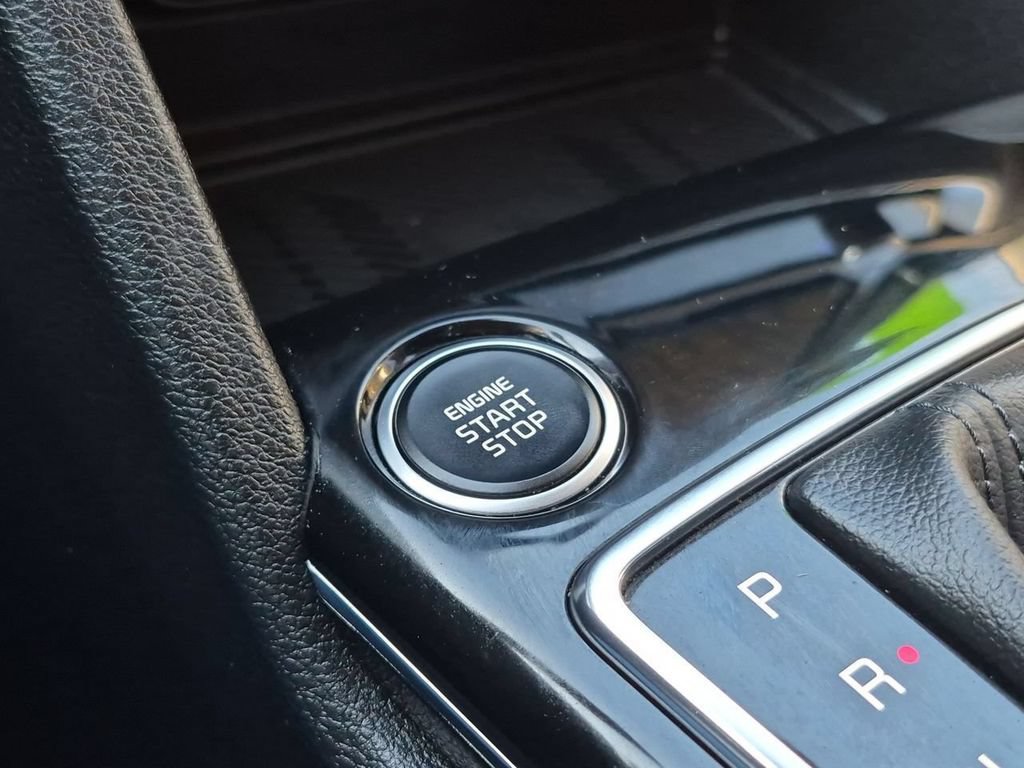 Certified 2023 Kia Sportage EX FWD image 17