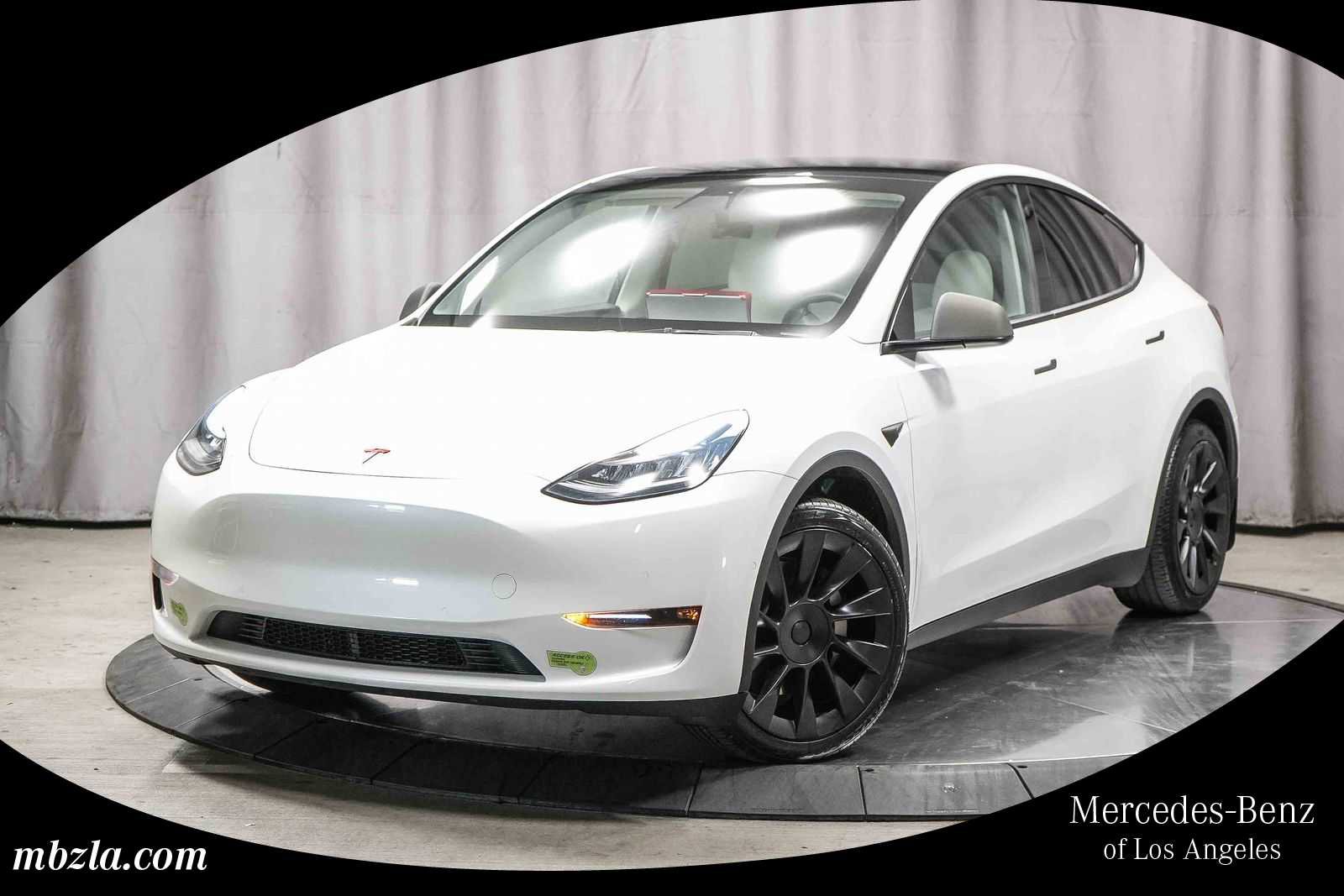 Used 2021 Tesla Model Y Long Range image 1
